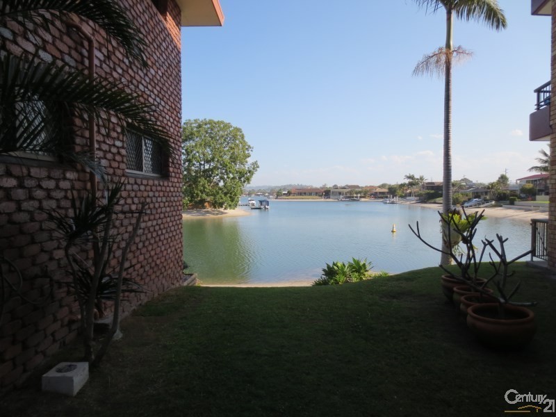 2/6 Mugga Way, Tweed Heads NSW 2485