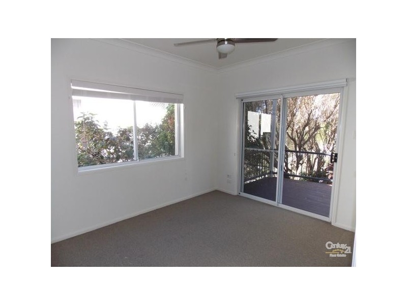 2/26 Tweed Street, Coolangatta QLD 4225