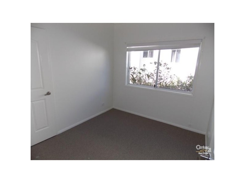 2/26 Tweed Street, Coolangatta QLD 4225