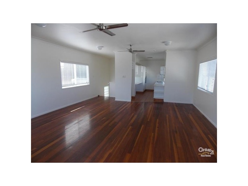 2/26 Tweed Street, Coolangatta QLD 4225