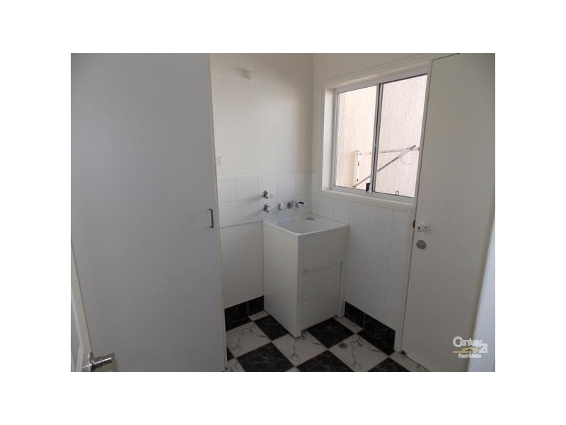 2/26 Tweed Street, Coolangatta QLD 4225