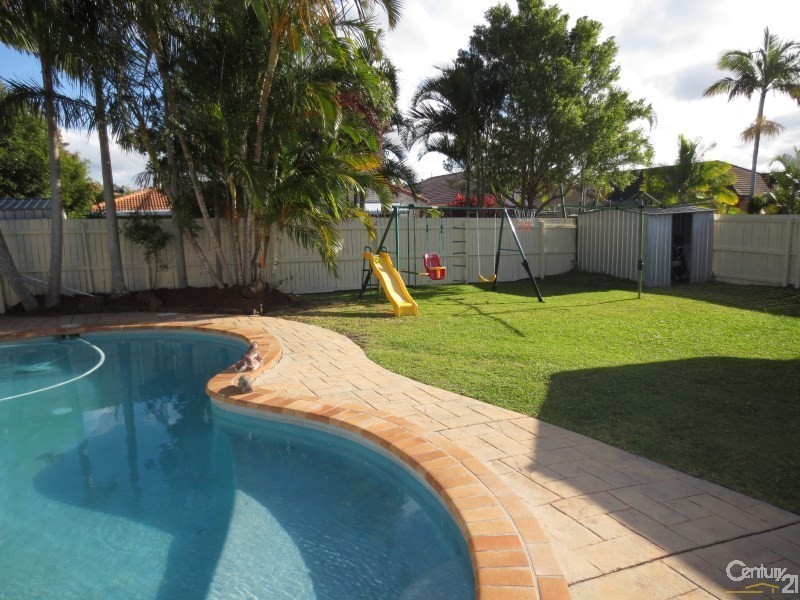 41 Birkdale Court, Banora Point NSW 2486
