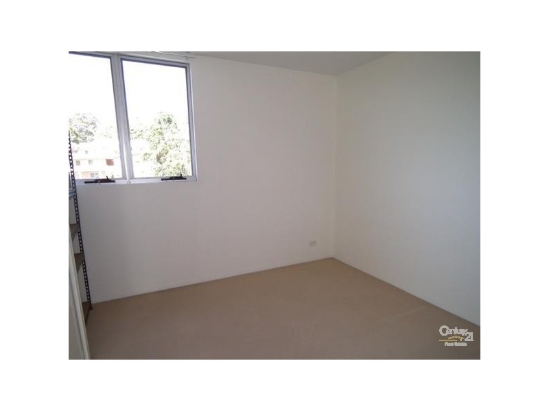 2/11 Tweed Street, Coolangatta QLD 4225