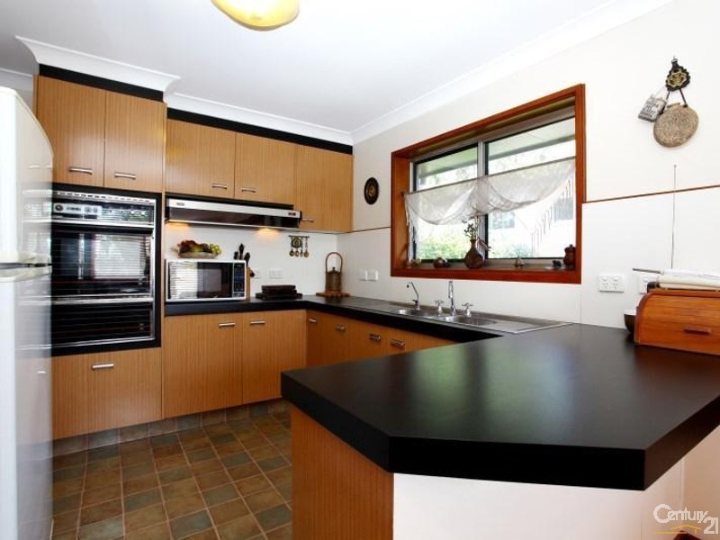 56 Miles Street, Coolangatta QLD 4225