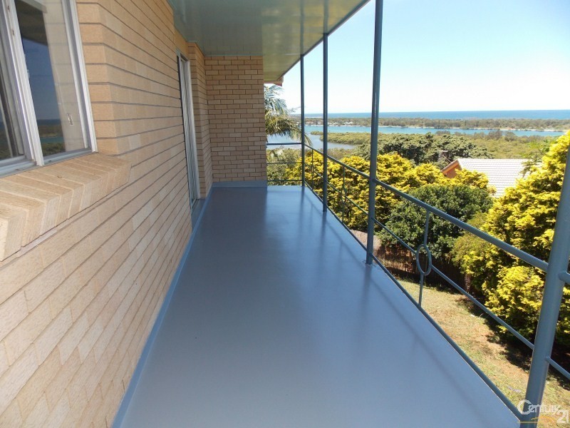 20 Seaview Rd, Banora Point NSW 2486