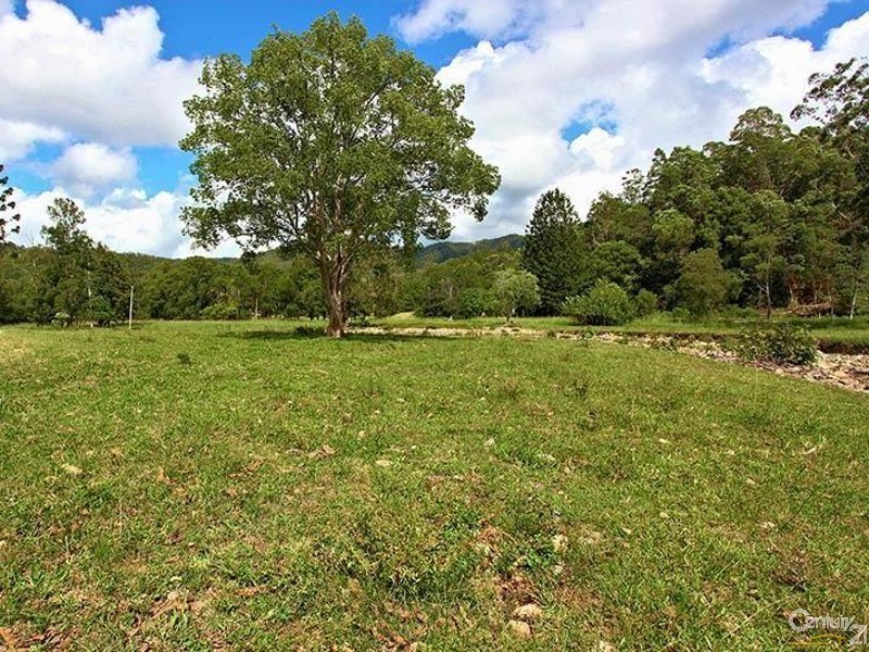 620 Upper Crystal Creek Rd, Murwillumbah NSW 2484
