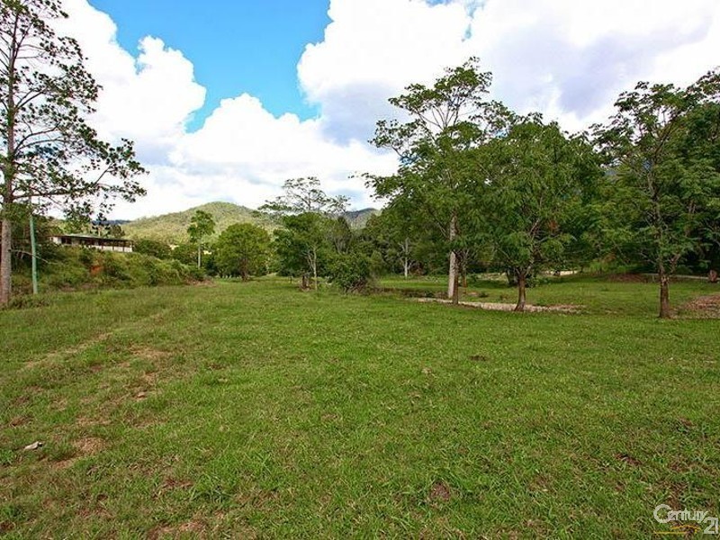 620 Upper Crystal Creek Rd, Murwillumbah NSW 2484