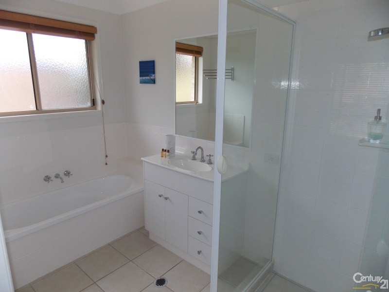 96 Ash Drive, Banora Point NSW 2486