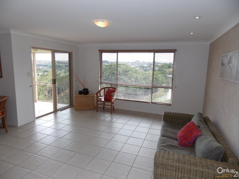 96 Ash Drive, Banora Point NSW 2486
