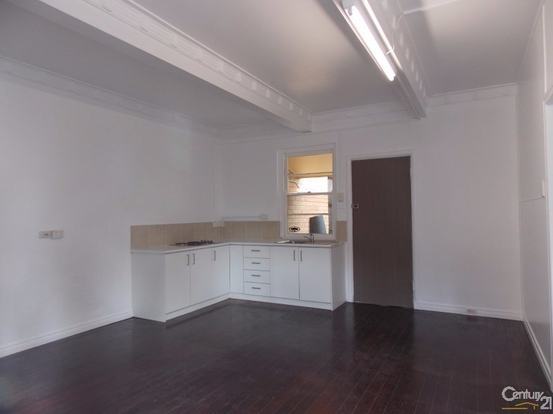 1/12 Miles Street, Coolangatta QLD 4225