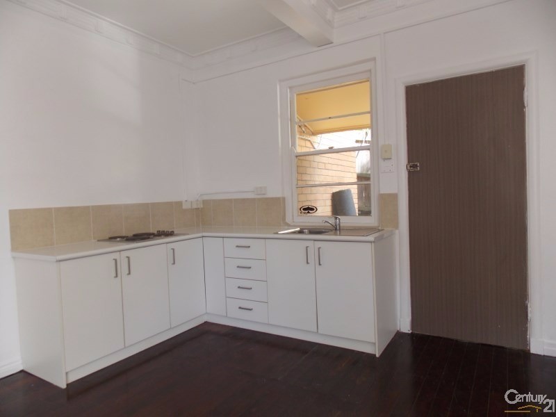 1/12 Miles Street, Coolangatta QLD 4225