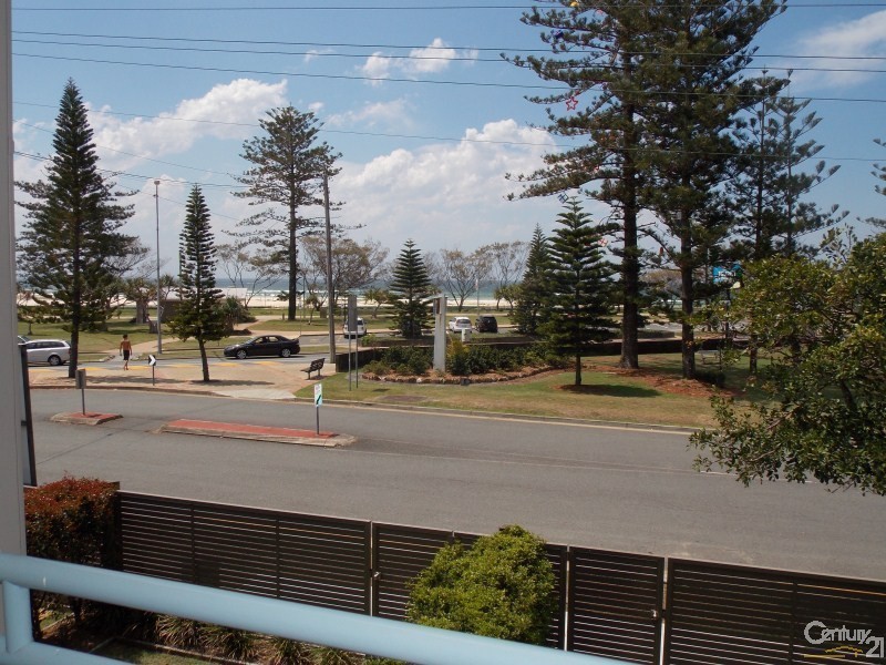 203/92 Musgrave Sreet, Coolangatta QLD 4225