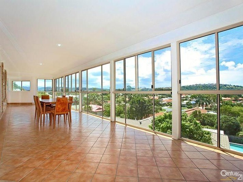 10 Firewheel Way, Banora Point NSW 2486