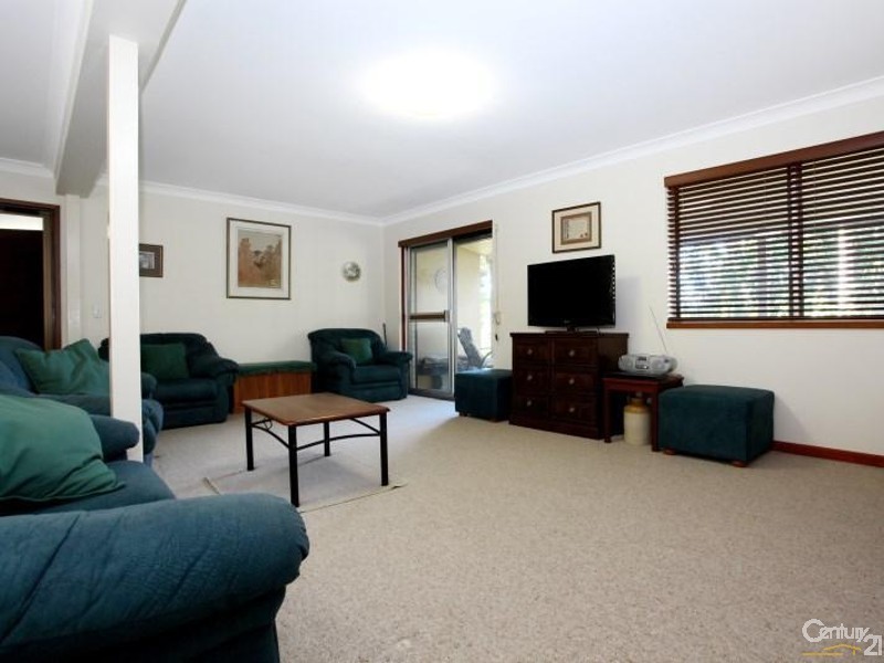 56 Miles Street, Coolangatta QLD 4225