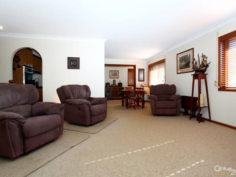 56 Miles Street, Coolangatta QLD 4225