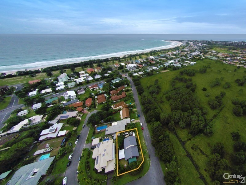 34 Peate Court, Kingscliff NSW 2487