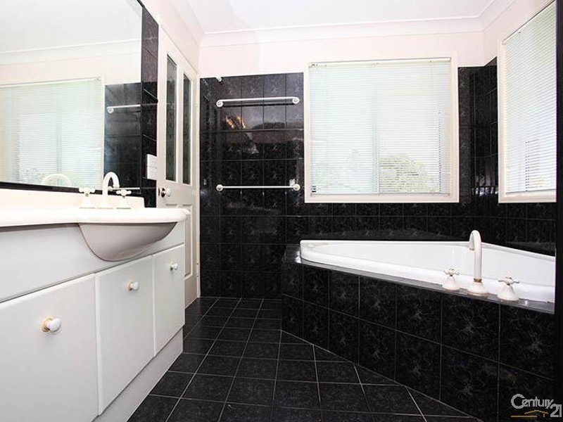 5 Elvadale Place, Nunderi NSW 2484