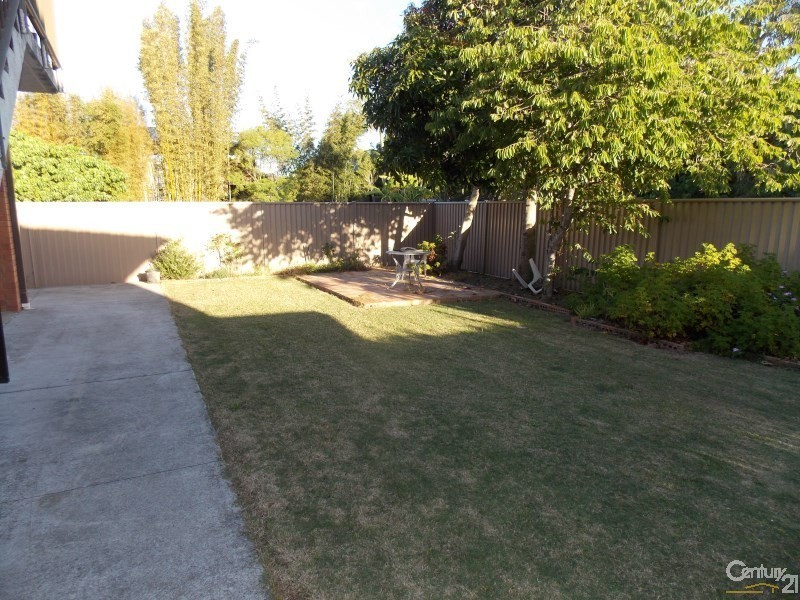 1/28 Bolton Street, Coolangatta QLD 4225