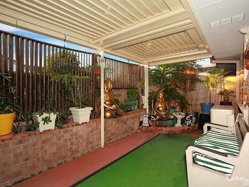 8/13 Kentia Crescent, Banora Point NSW 2486