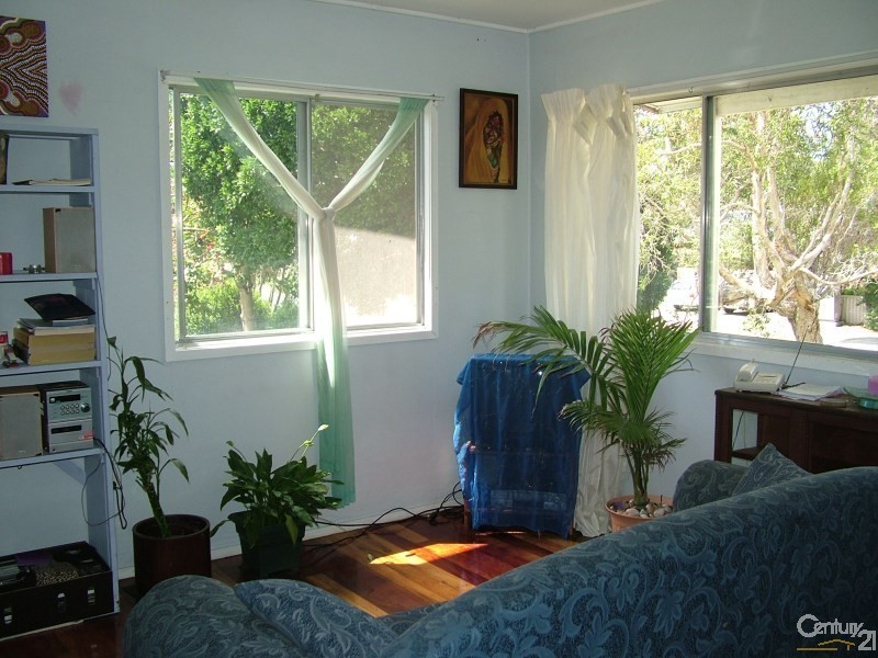 31 The Lakes Drive, Tweed Heads West NSW 2485