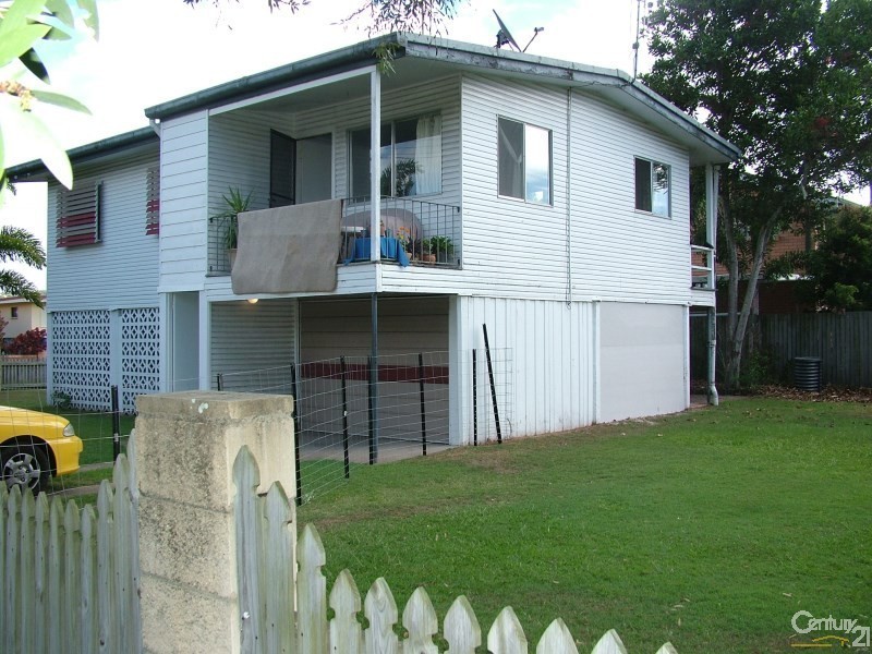 31 The Lakes Drive, Tweed Heads West NSW 2485