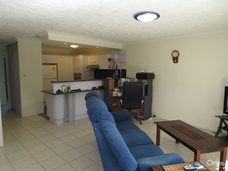 6/9 Ocean Street, Coolangatta QLD 4225