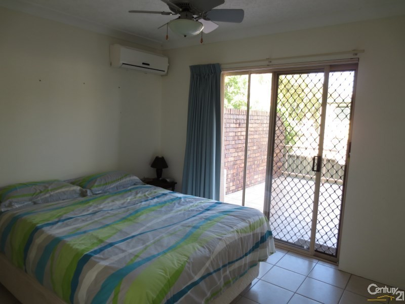 6/9 Ocean Street, Coolangatta QLD 4225