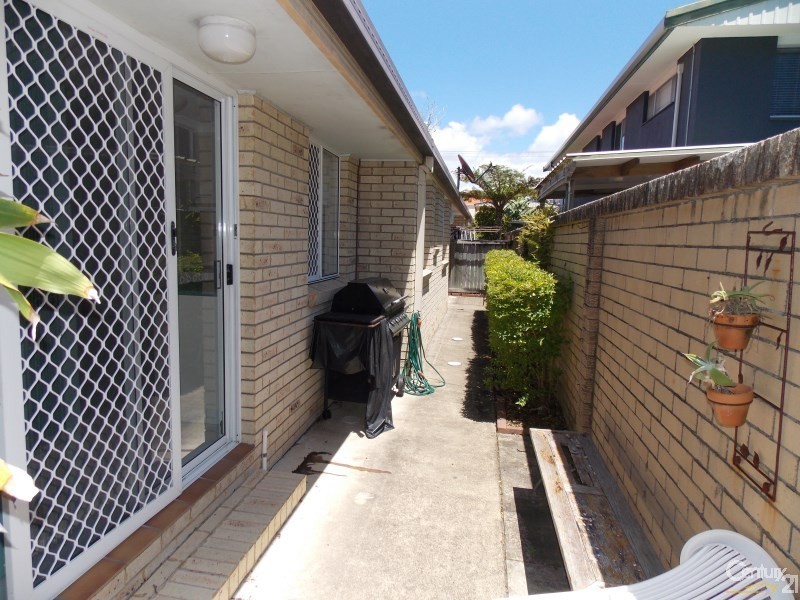 2/16 Lord Street, Coolangatta QLD 4225