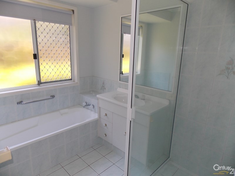 2/16 Lord Street, Coolangatta QLD 4225