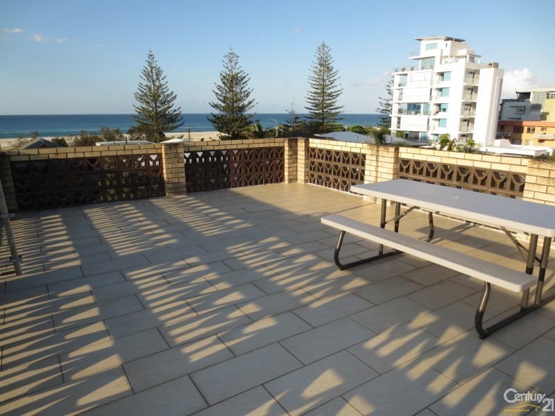 121 Golden Four Drive, Bilinga QLD 4225