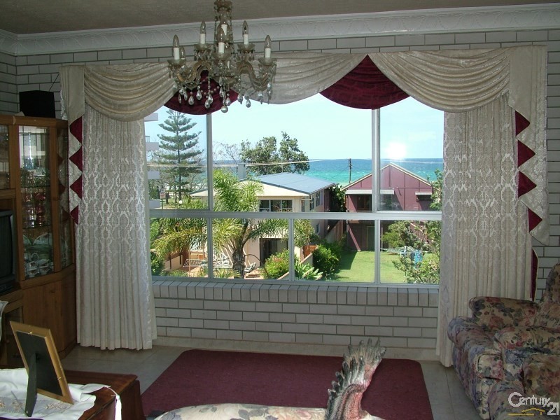 121 Golden Four Drive, Bilinga QLD 4225