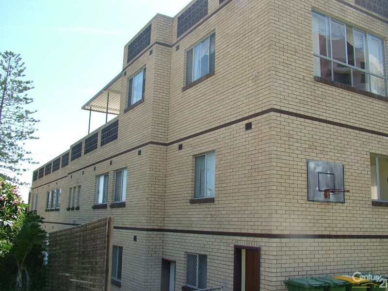 121 Golden Four Drive, Bilinga QLD 4225