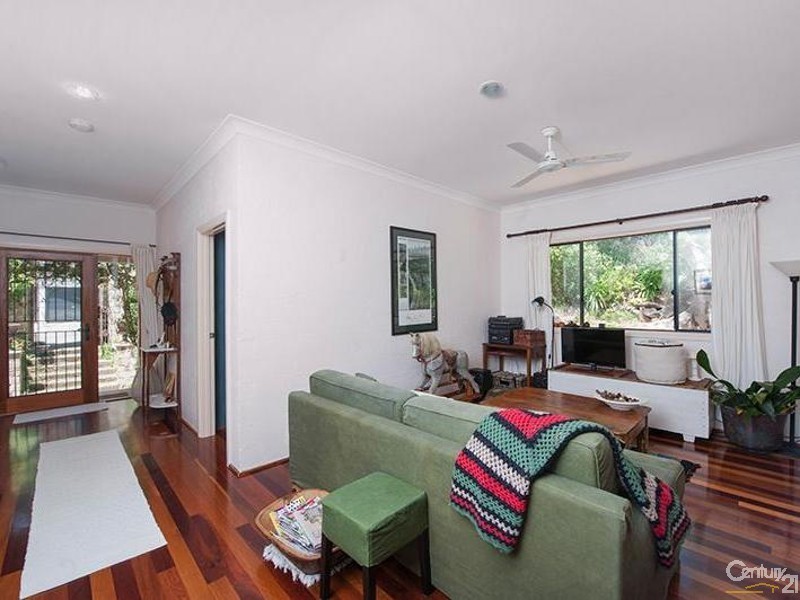 18 Gladioli Avenue, Terranora NSW 2486