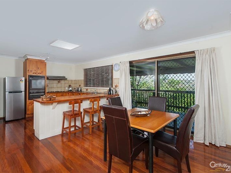 21 Cominan Avenue, Banora Point NSW 2486
