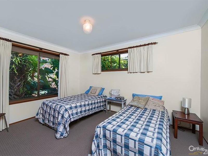 21 Cominan Avenue, Banora Point NSW 2486