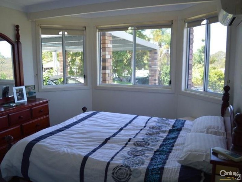 15 Hillcrest Avenue, Tweed Heads South NSW 2486