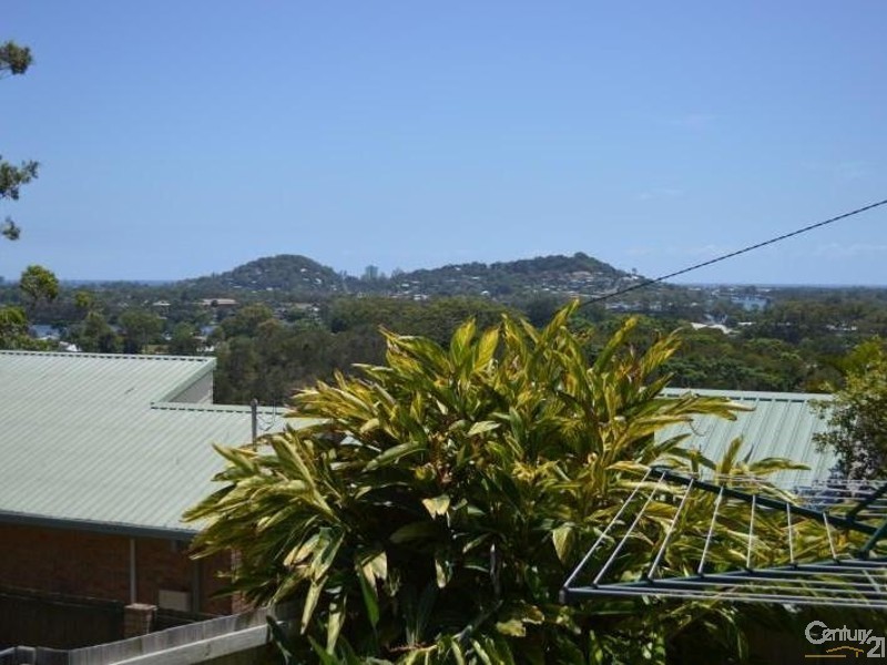 15 Hillcrest Avenue, Tweed Heads South NSW 2486