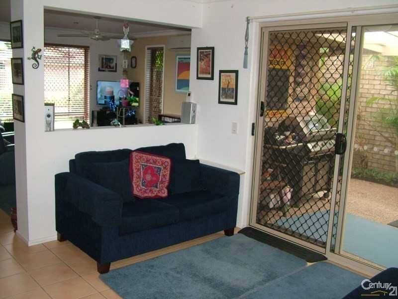 24 Triton Street, Tweed Heads South NSW 2486