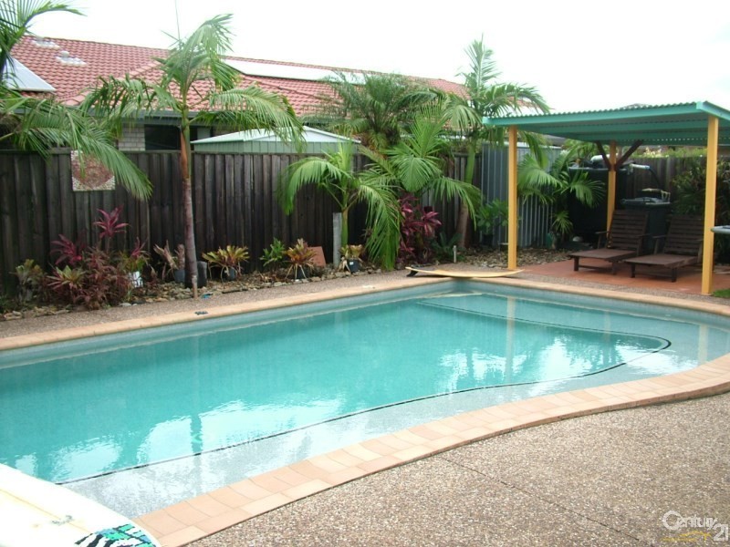 24 Triton Street, Tweed Heads South NSW 2486