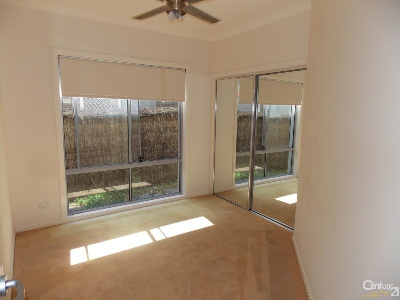 2/52 Tweed Street, Coolangatta QLD 4225
