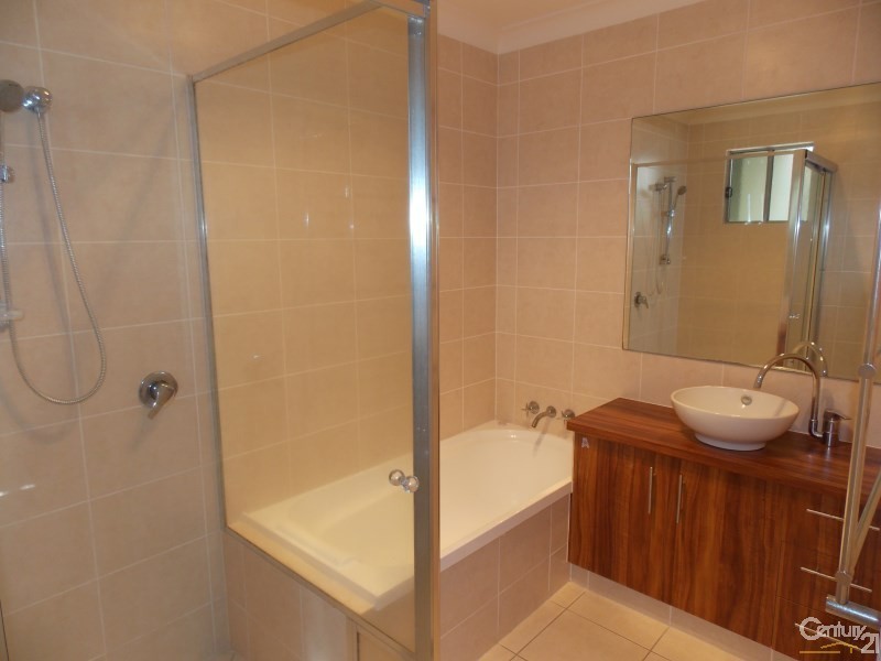 2/52 Tweed Street, Coolangatta QLD 4225