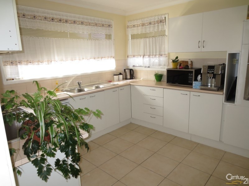 227 Kennedy Drive, Tweed Heads West NSW 2485