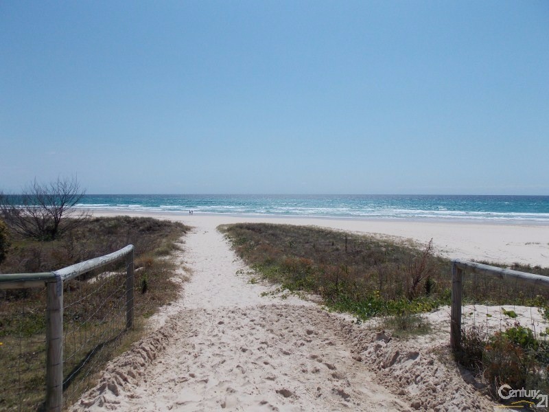 12/222 Pacific Pde, Bilinga QLD 4225