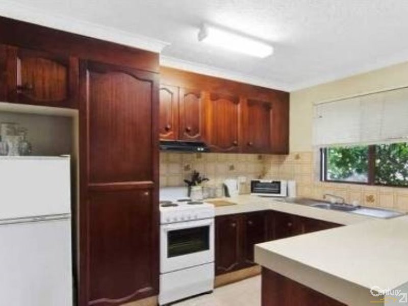 1/3 Nyrang Avenue, Palm Beach QLD 4221