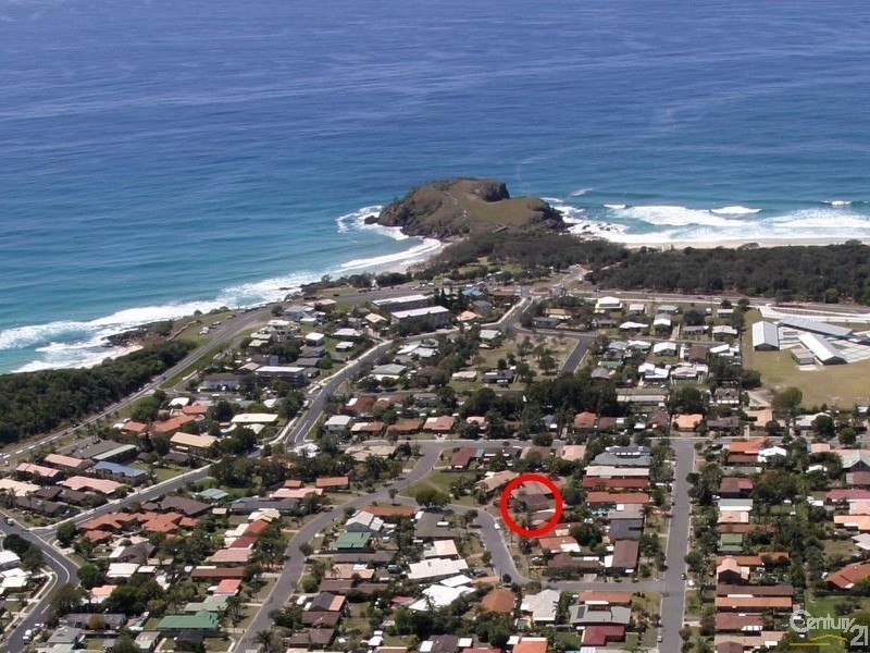 10 Allamanda Ave, Cabarita Beach NSW 2488