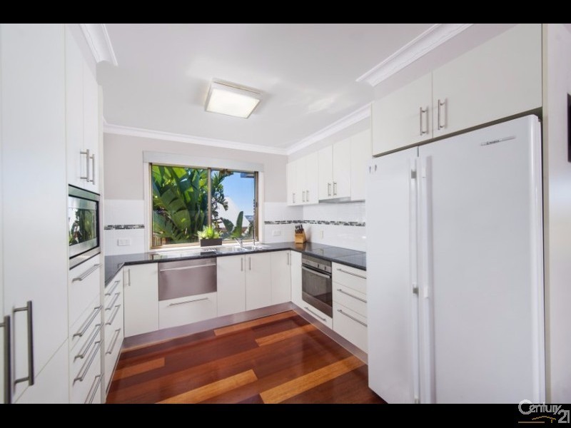 2/13 Sequoia Court, Banora Point NSW 2486