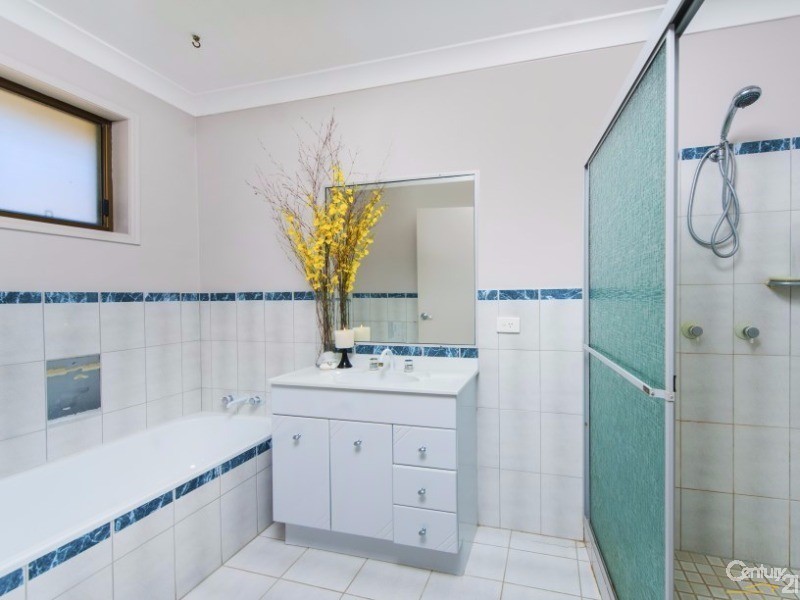 2/13 Sequoia Court, Banora Point NSW 2486