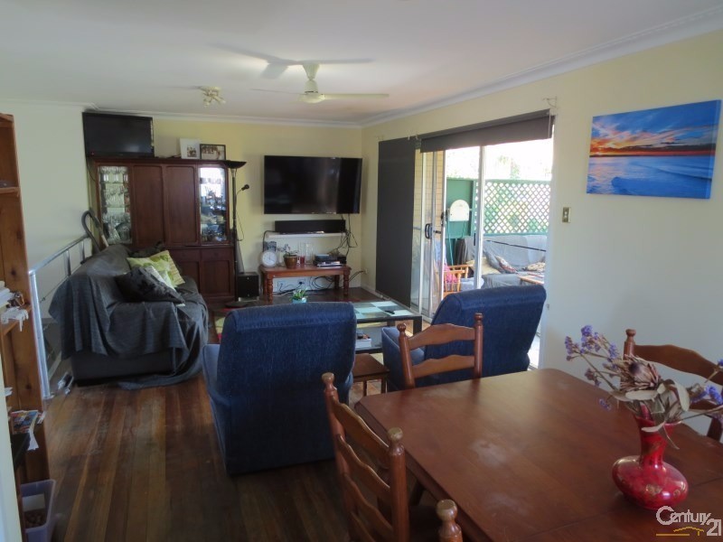 227 Kennedy Drive, Tweed Heads West NSW 2485