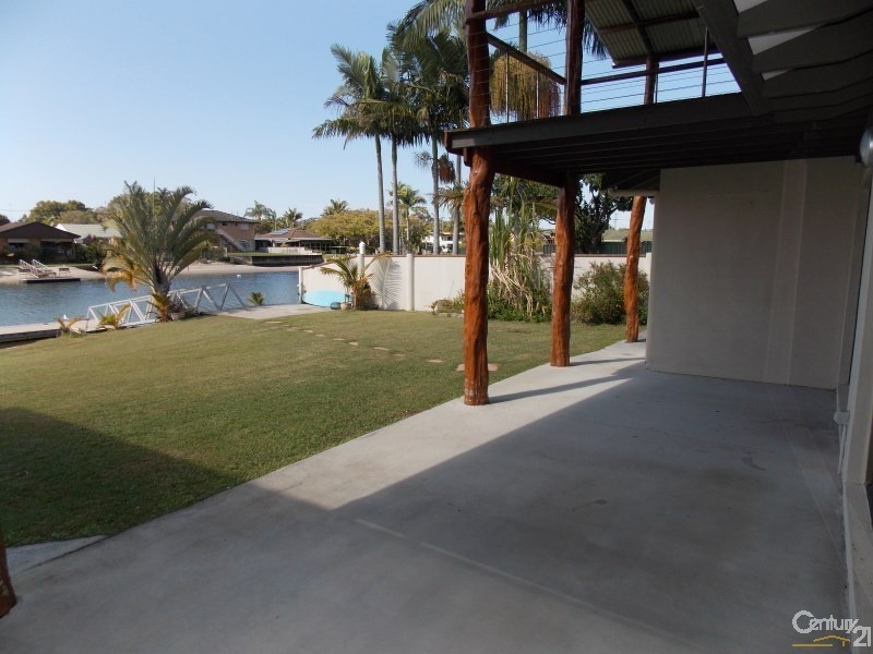 9 Gollan Drive, Tweed Heads West NSW 2485