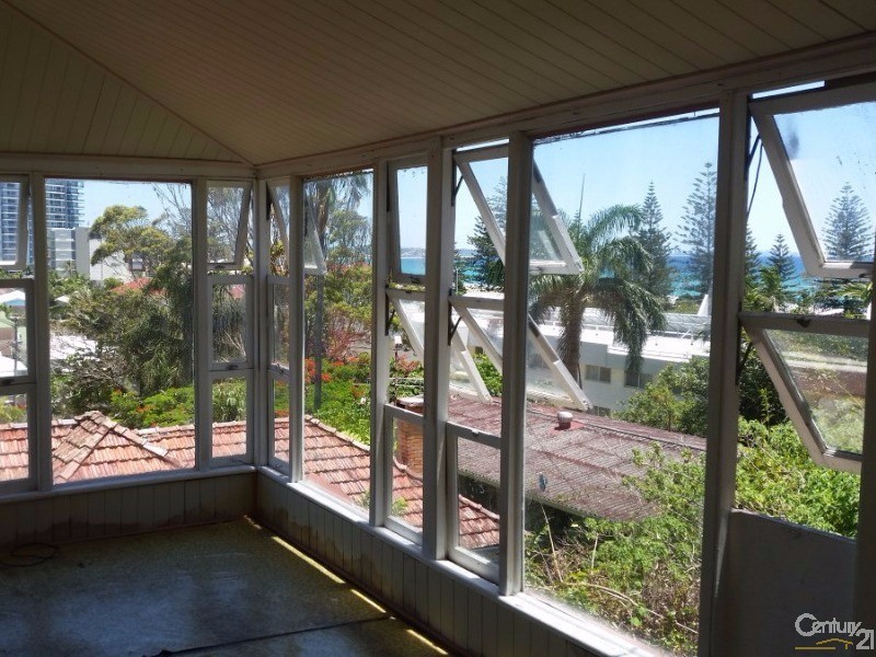 13 Rutledge Street, Coolangatta QLD 4225